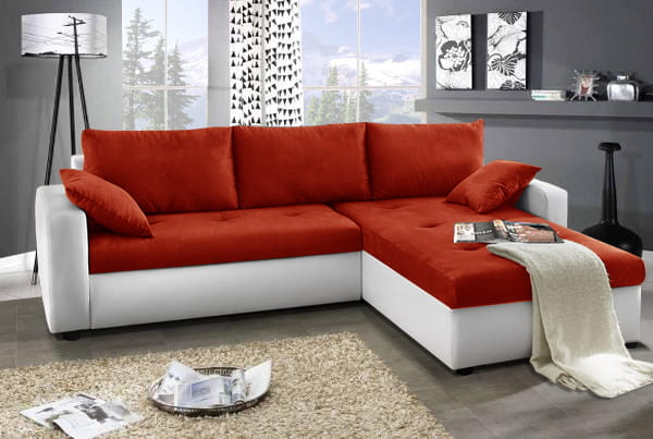 Modernes Ecksofa in Rot und Weiß, gemütliche L-Form für das Wohnzimmer.