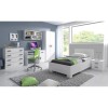 Modernes Jugendzimmer Set in Weiß und Grün mit Bett, Schreibtisch, Kleiderschrank und Kommode.