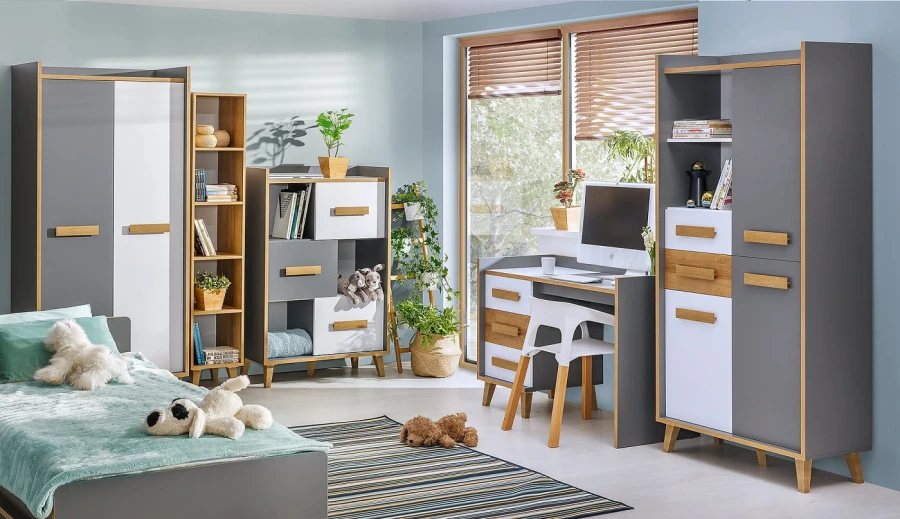 Modernes Kinderzimmer-Set in Grau, Weiß und Eiche-Optik mit Bett, Schreibtisch und Kleiderschränken.