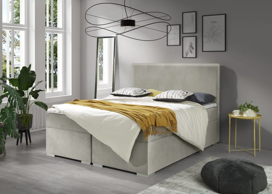 Beiges Boxspringbett aus Samt für ein helles und gemütliches Schlafzimmer