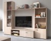 Moderne TV-Wohnwand in heller Holzoptik mit Vitrine, Lowboard und Regalelementen.