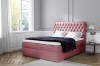 Rosa Boxspringbett mit gepolstertem Kopfteil und Kristallknöpfen im modernen Schlafzimmer