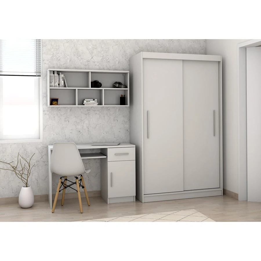 Schreibtisch-Kombination in Weiß mit Wandregal und Schwebetürenschrank.
