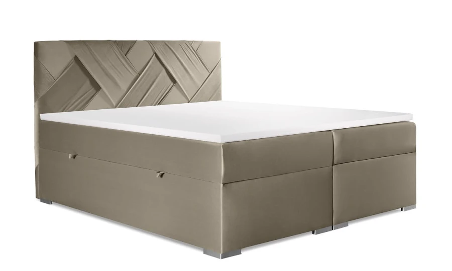 Modernes Boxspringbett in Taupe mit dekorativ gemustertem Kopfteil.