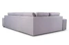 Rückansicht eines modernen grauen Ecksofas im schlichten Design.