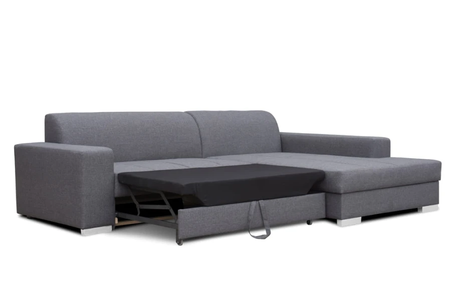 Graues Sofa mit ausgezogener Schlaffunktion, Verwandlung zum praktischen Gästebett.