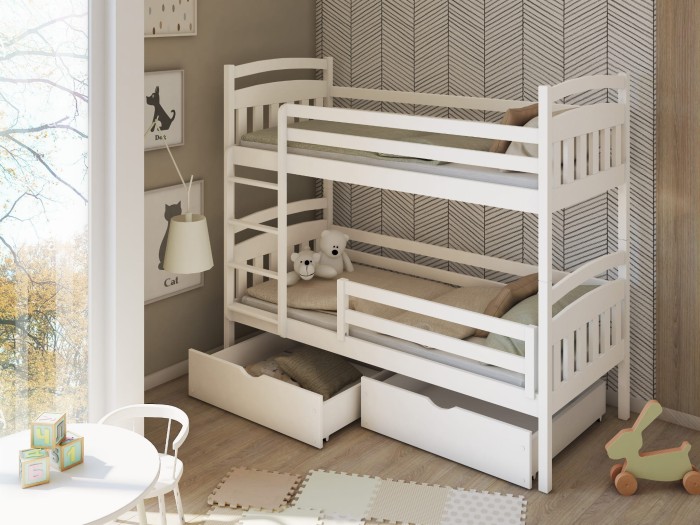 Weißes Etagenbett mit Leiter und zwei ausziehbaren Bettkästen für Kinder.
