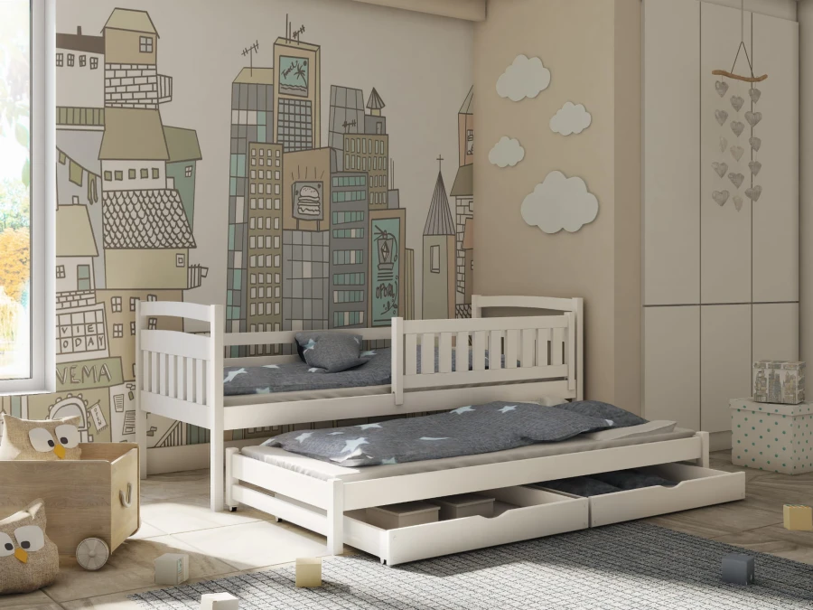Weißes Ausziehbett für zwei Kinder mit Bettkasten und Stadt-Motiv.