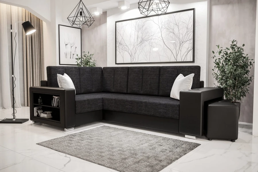 Dunkelgraues Ecksofa mit schwarzem Korpus und praktischem Regal im Wohnzimmer.