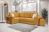Elegantes senfgelbes Ecksofa mit praktischem Regal und passendem Hocker in einem modernen Wohnbereich.