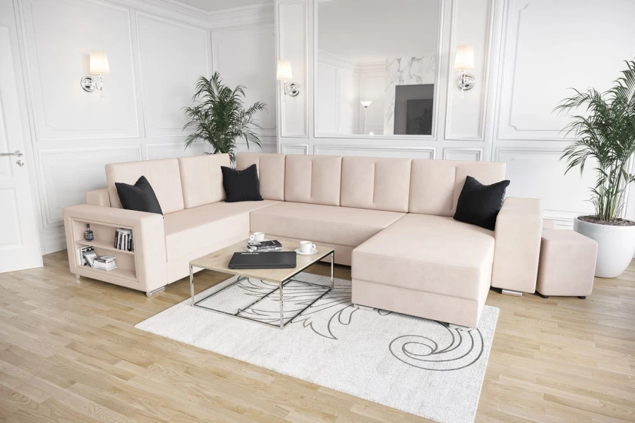 Beiges Ecksofa mit schwarzen Kissen und integriertem Ablagefach.