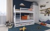 Weißes Etagenbett im Kinderzimmer mit blauer Wand und Flugzeug-Wandtattoos.