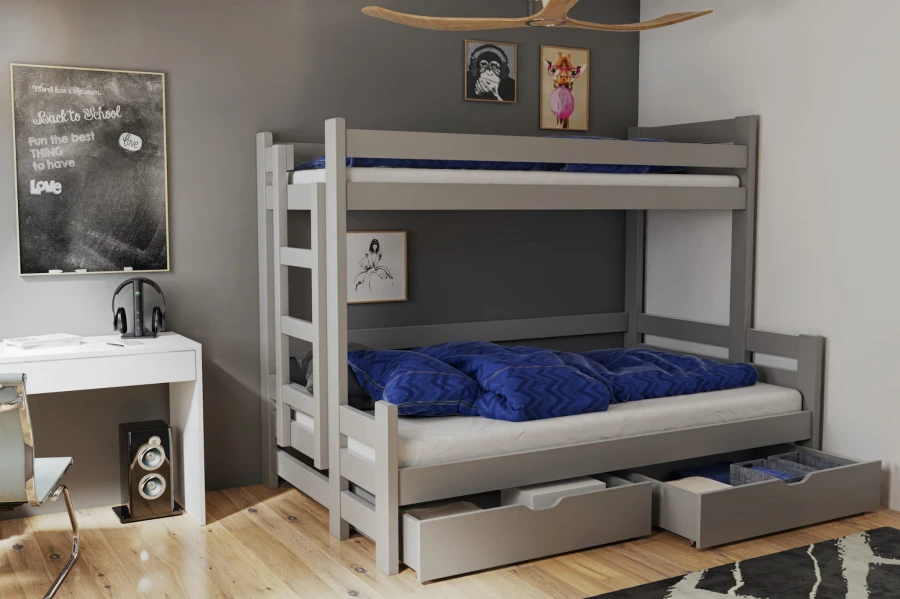 Graues Hochbett für Kinder mit integrierter Leiter, blauer Bettwäsche und zwei Bettkästen.