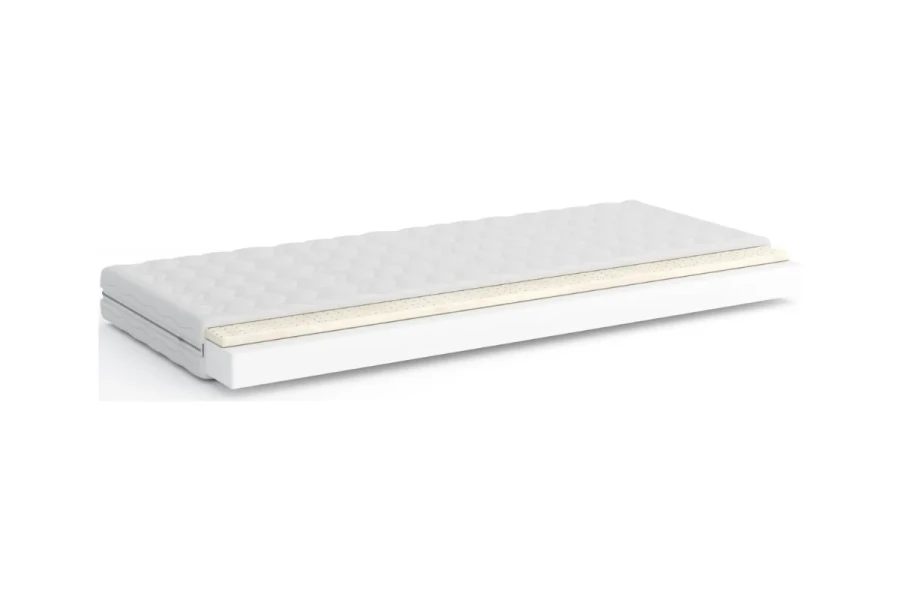 Komfortable Matratze mit integrierter Latexschicht.