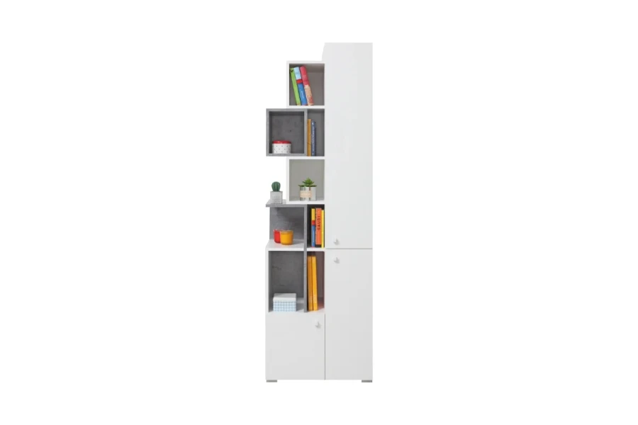 Modernes Stufenregal in Weiß und Grau mit asymmetrischem Design für Bücher.