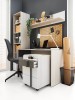 Komplettes Arbeitszimmer-Set mit Schreibtisch, Regal und Rollcontainer in modernem Design.