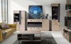 Stilvolles Sideboard und hohe Vitrine in Eichennachbildung kombiniert mit abstrakter Wandkunst.