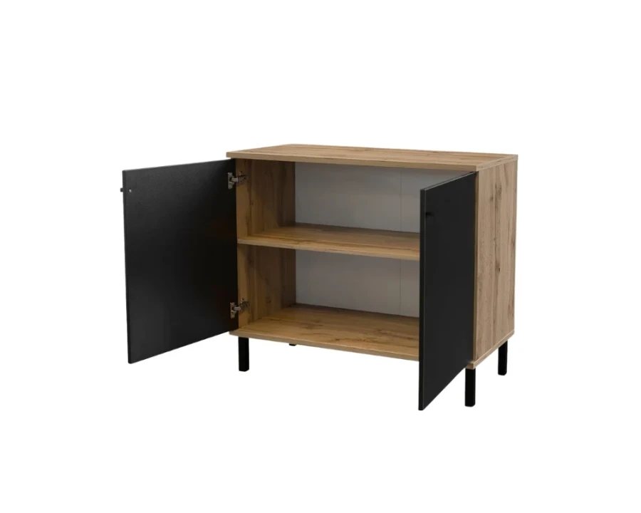 Passendes Sideboard in Eichenoptik mit offenen schwarzen Türen.