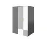 Großer 3-türiger Kleiderschrank in Grau und Weiß mit minimalistischen Holzgriffen für das Schlafzimmer.