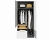 Inneneinteilung Kleiderschrank mit Kleiderstange und praktischen Ablagefächern.