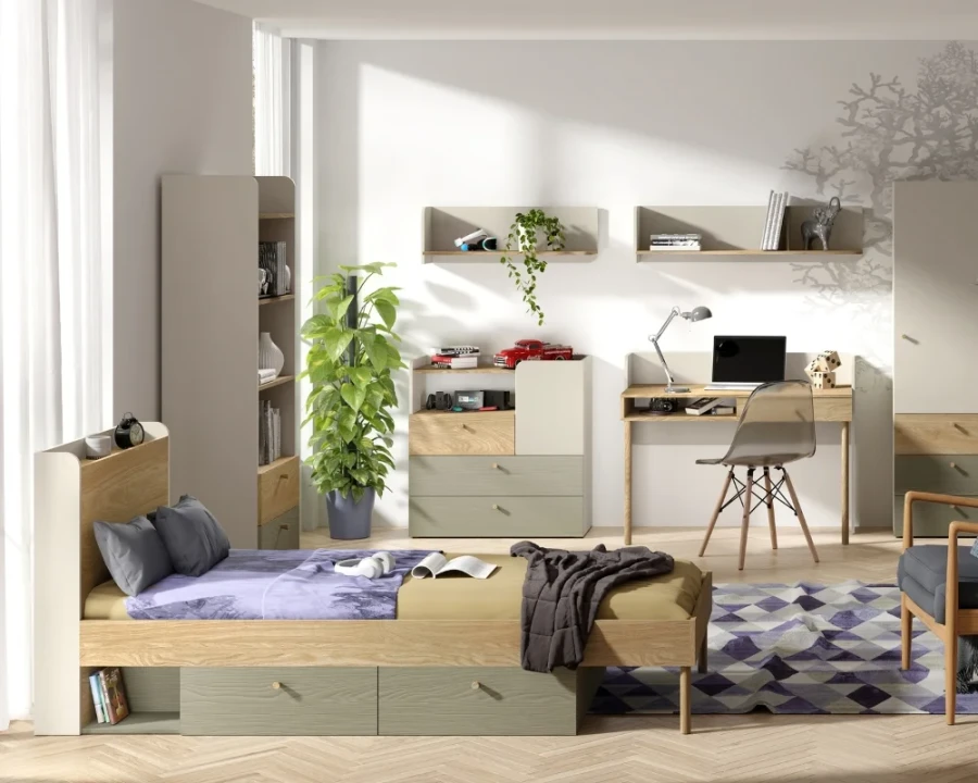 Eingerichtetes Jugendzimmer mit Bett, Schreibtisch und Stauraum in hellem Holzdesign.