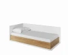Weißes Funktionsbett mit Holzsockel inklusive Matratze und Kissen.