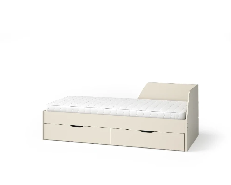 Funktionales Kinderbett in Beige mit zwei passenden Schubladen und hoher Seitenlehne.