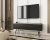 Schwarzes TV-Board mit Goldakzenten im luxuriösen Wohnzimmer-Design.
