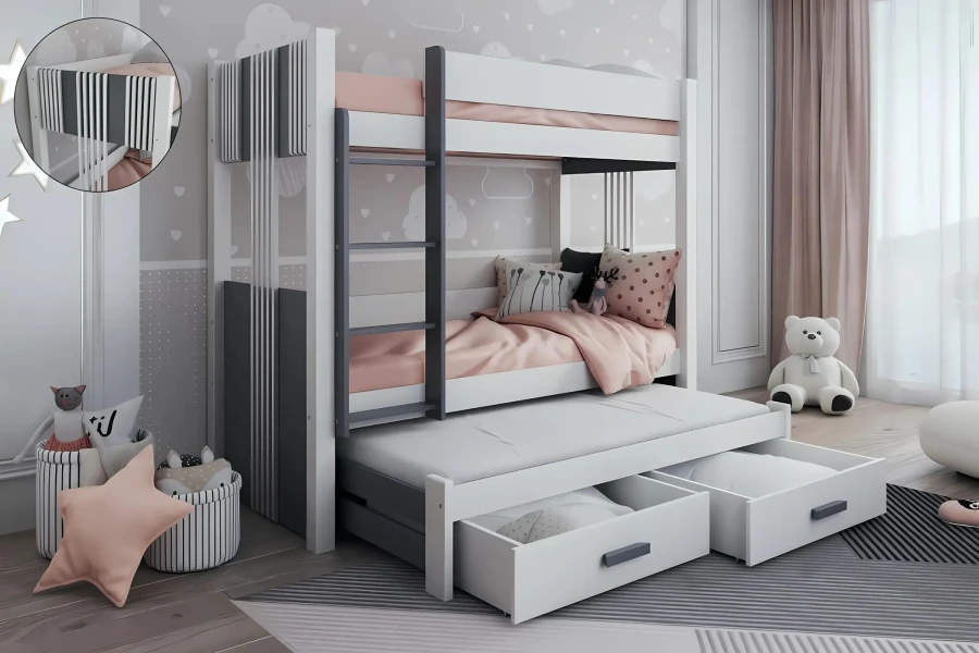 Modernes weißes Etagenbett im Kinderzimmer mit drei Schlafplätzen und Stauraum.