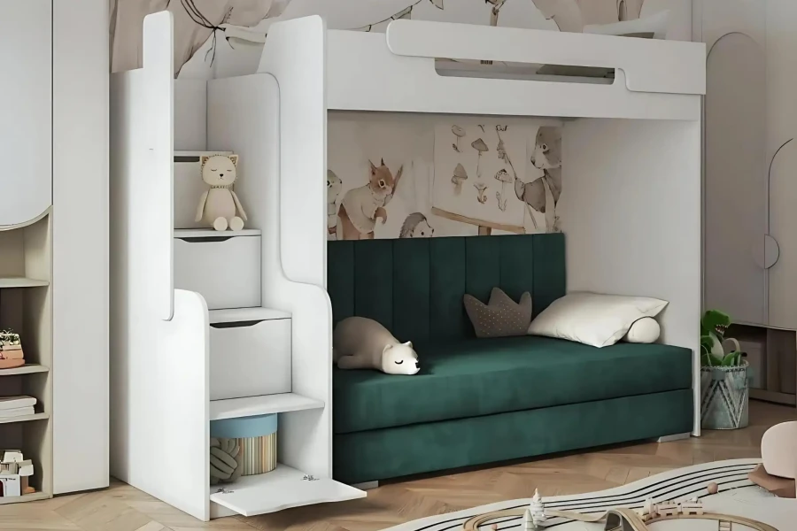 Weißes Hochbett mit grünem Polstersofa in einem Kinderzimmer