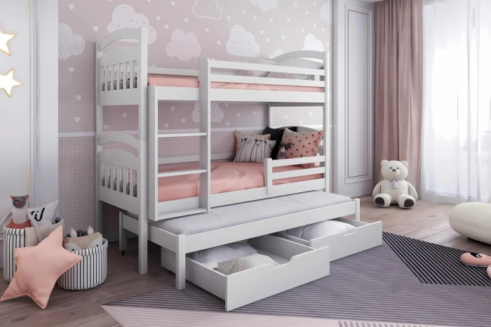 Weißes Etagenbett für Kinder mit drittem Ausziehbett und zwei Bettschubladen im rosa Kinderzimmer.