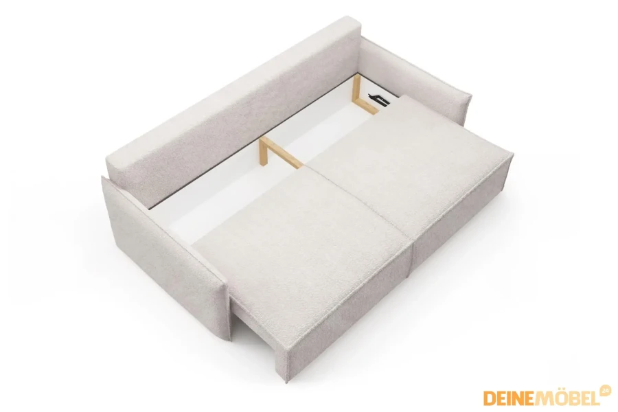 Helles Sofa mit integriertem Bettkasten bietet praktischen Stauraum unter der Sitzfläche.