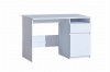 Moderner weißer Schreibtisch mit Schublade und Fach für Home Office oder Jugendzimmer.