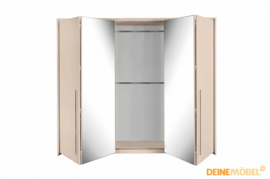 Kleiderschrank mit platzsparenden Falttüren und großer Spiegelfront geöffnet.