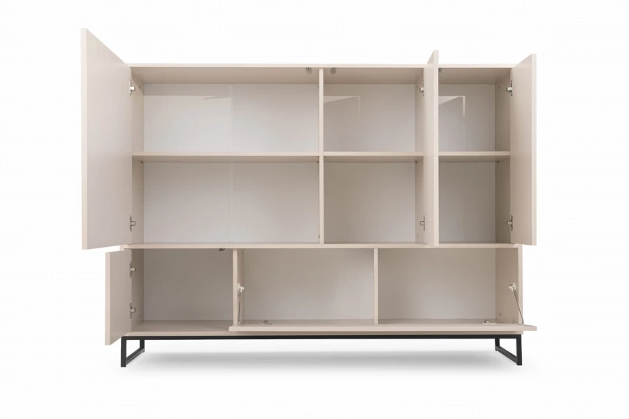 Offenes beiges Sideboard in Frontalansicht, modernes Design mit viel Stauraum.