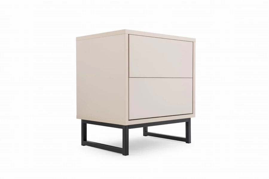 Moderne beige Nachtkonsole mit zwei Schubladen und schwarzem Metallfuß.