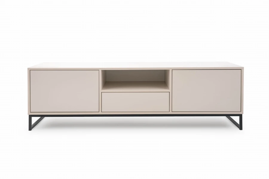 Modernes beiges TV-Lowboard mit zwei Türen, Schublade und schwarzem Metallgestell in Frontansicht.