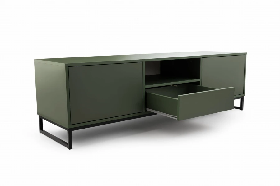 Olivgrünes TV-Lowboard im modernen Design mit schwarzem Metallgestell und einer geöffneten Schublade.