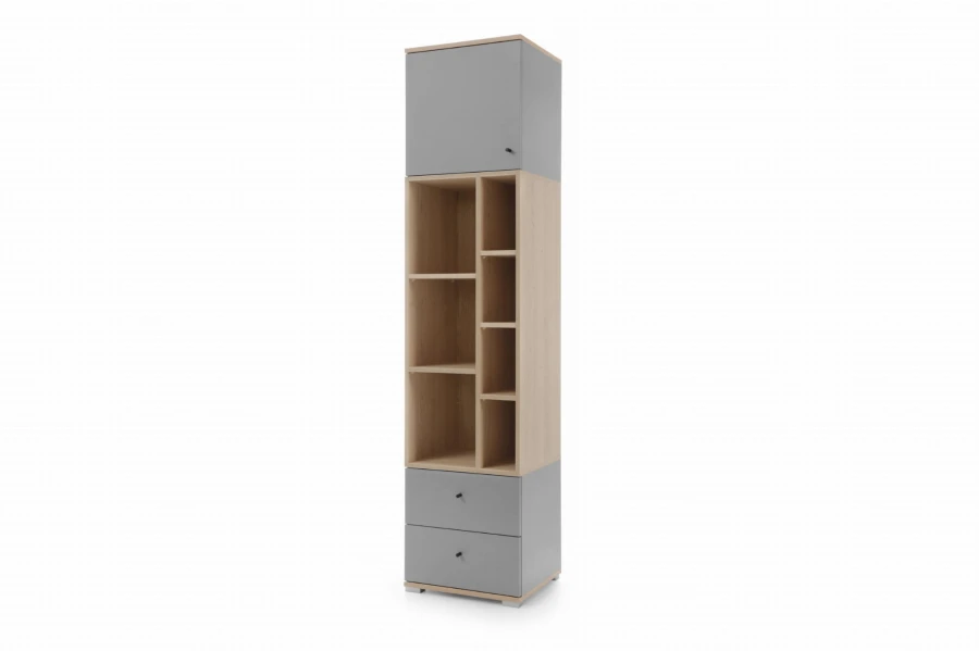 Hoher schmaler Schrank in Grau und Eiche mit Regalfächern.