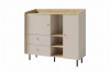 Elegante Kommode in Beige und Eiche mit schwarzen Metallfüßen, Frontansicht geschlossen.