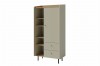 Stilvoller Hochschrank mit offenen Regalfächern, einer Tür und zwei Schubladen in modernem Grau-Grün-Design.