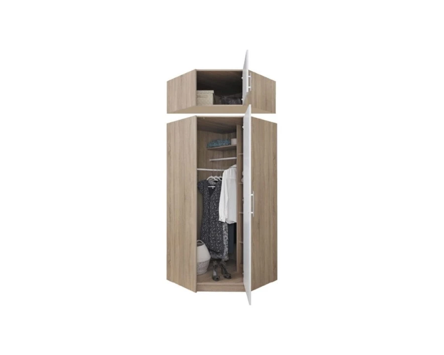 Geöffneter Eckschrank mit Aufsatz in Eiche-Optik zeigt Stauraum für Kleidung.