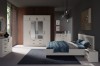 Stilvolles Schlafzimmer-Set mit großem Kleiderschrank, Doppelbett und Kommode in modernem Design.