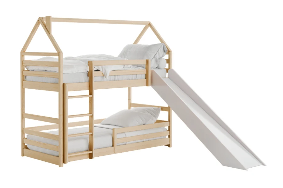 Produktbild: Etagenbett aus Naturholz mit Hausdach und weißer Rutsche vor freigestelltem Hintergrund.