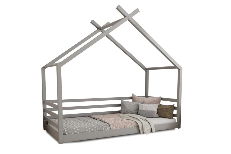 Modernes graues Hausbett für Kinder, freigestellt vor weißem Hintergrund.
