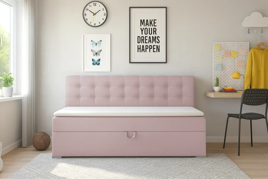 Gemütliches rosa Polsterbett mit dekorativer Knopfheftung im hellen Schlafzimmer.