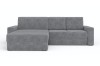 Hellgraues Ecksofa in L-Form, moderne Couch vor weißem Hintergrund.