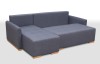 Modernes graues Ecksofa in L-Form für ein stilvolles Wohnzimmer.