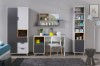 Kinderschreibtisch und Bücherregal in modernem Design mit grauen und hölzernen Akzenten für das Kinderzimmer.