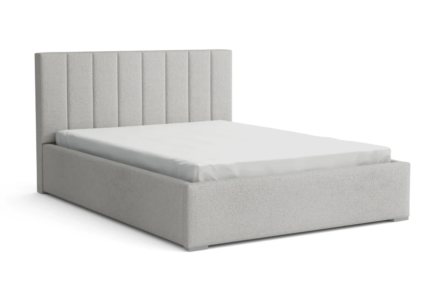 Elegantes Polsterbett in hellem Grau mit senkrecht gestepptem Kopfteil.
